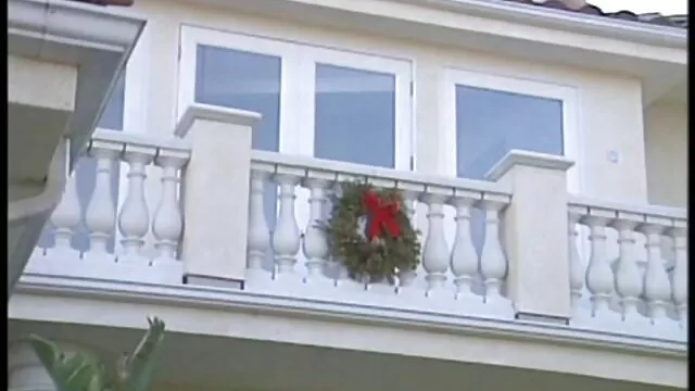 Dziewczyna gwałt filmy erotyczne z pędzelkiem do makijażu