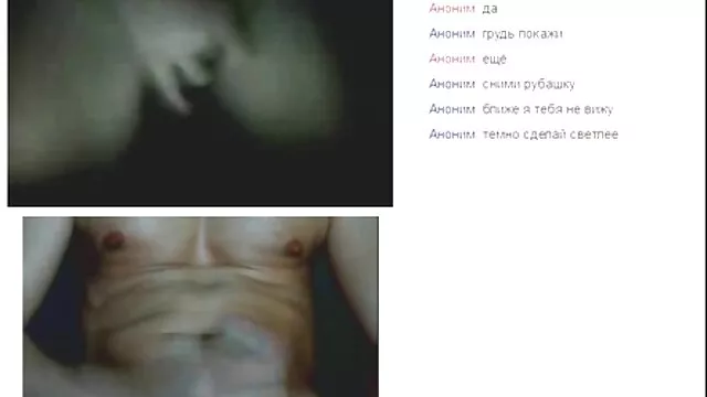 Siostra filmy erotyczne strony erotyczne goni ją, młody człowiek, i liże swoją