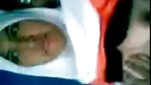 Katie ostre filmy erotyczne za darmo uprawiała seks przed strzelaniem