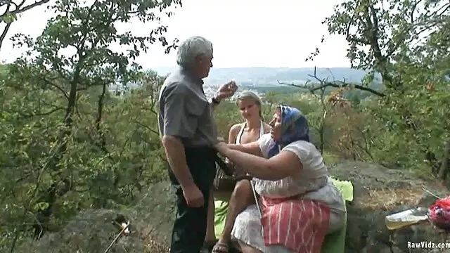 Uczniowie ćwiczą zamiast uczyć darmowe filmy erotyczne ostre