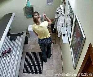 Idź filmy darmowe erotyka do toalety.