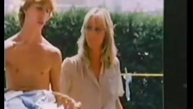 Blond filmy amatorskie erotyczne brzuch, zarażona matka,